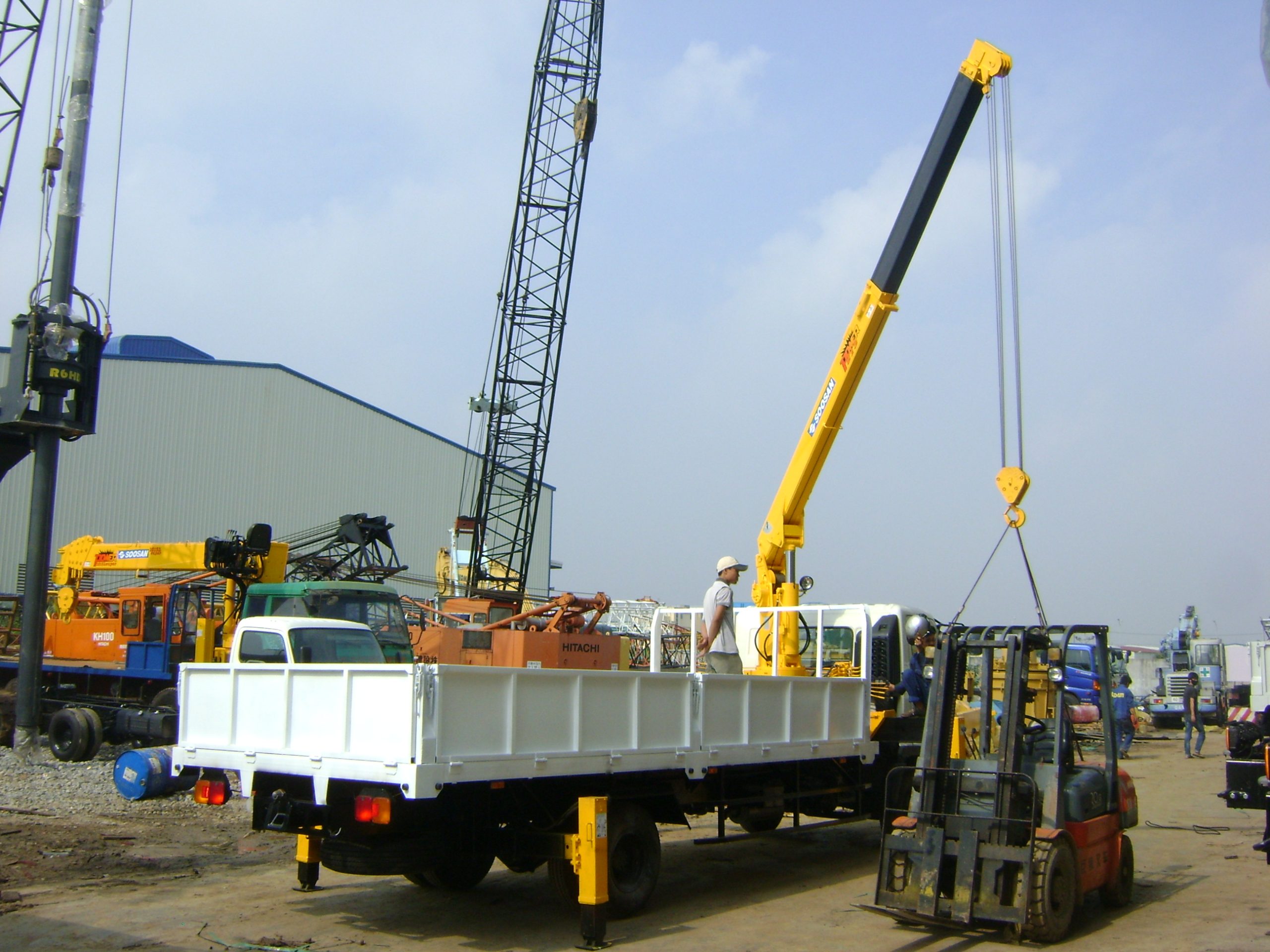 cho thuê xe cẩu bình dương cho thuê xe cẩu bình dương