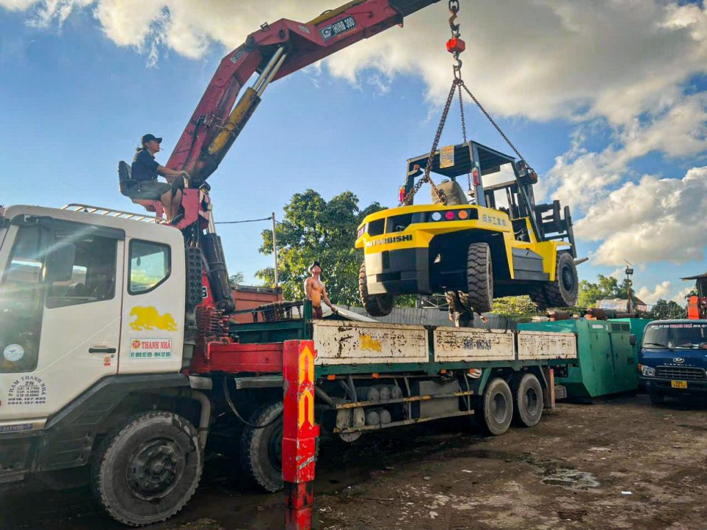 Thuê Xe Cẩu 24/24 Bình Dương